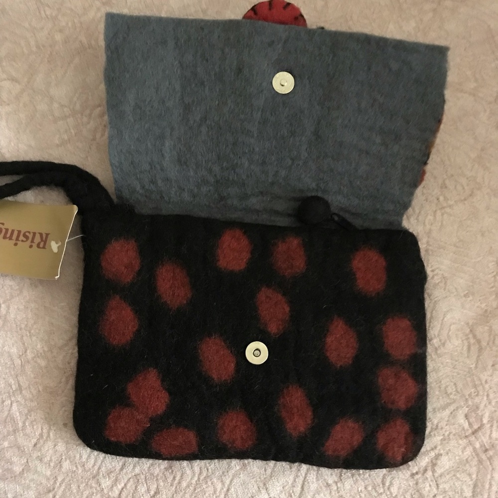 Colorful Felt Clutch Bag - Picture 4 of 8